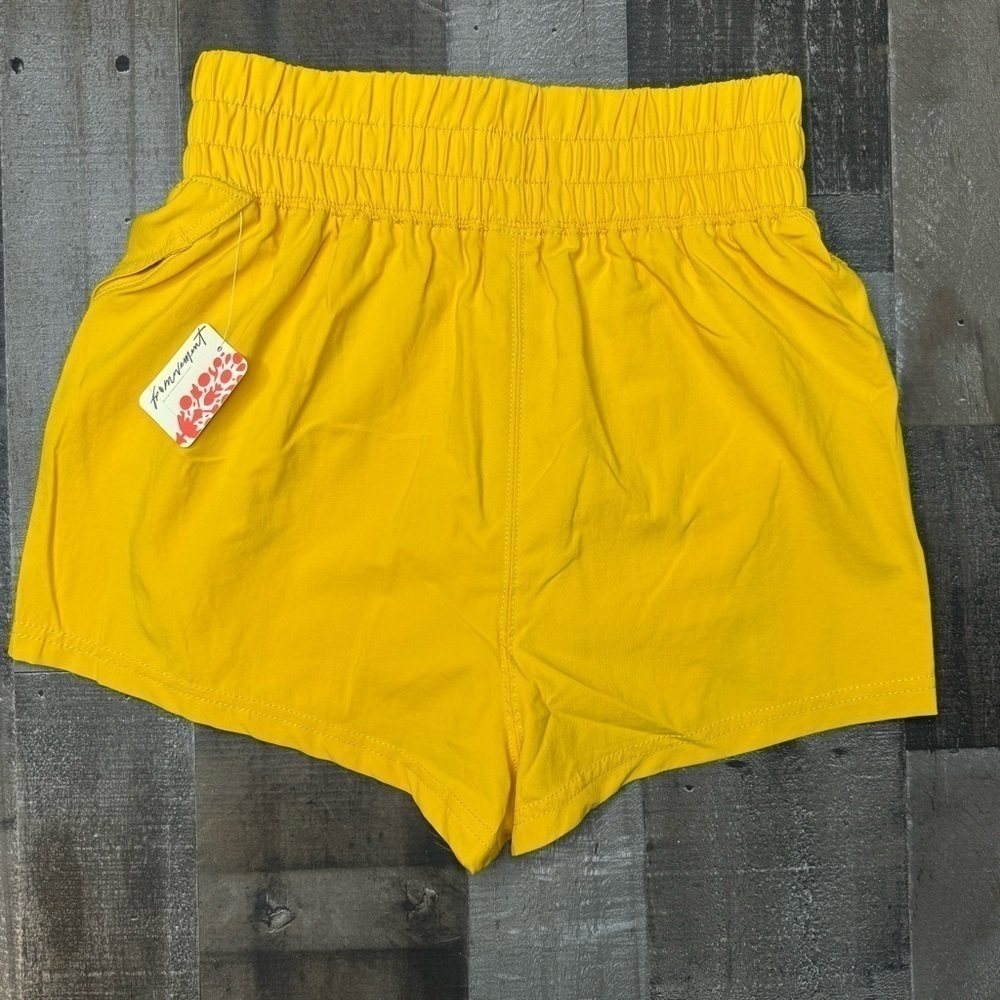 NWT Free People Movement Next Round Short Swaying Sunflowers - Picture 10 of 11